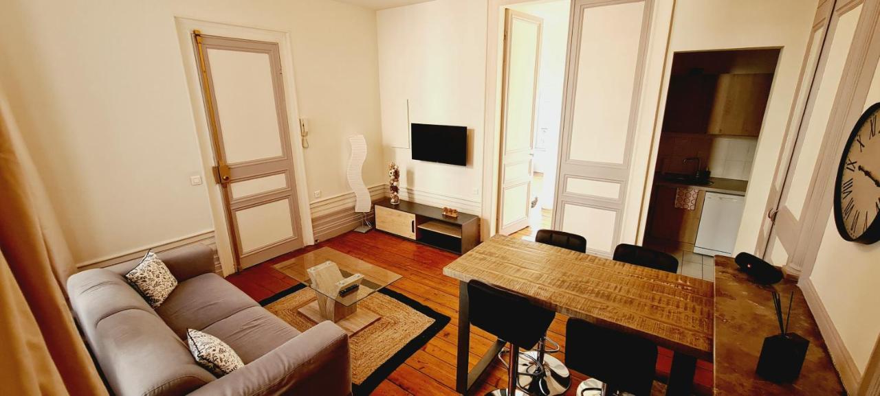 Appartement En Vieille Ville บูโลญ-ซูร์-แมร์ ภายนอก รูปภาพ
