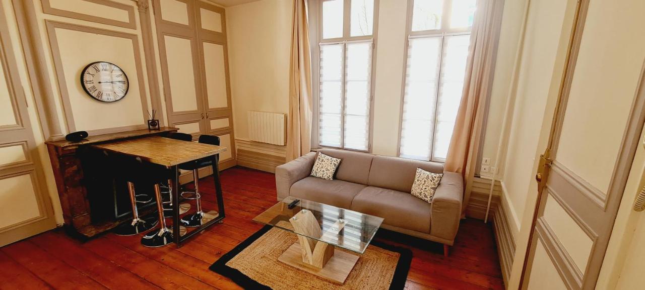 Appartement En Vieille Ville บูโลญ-ซูร์-แมร์ ภายนอก รูปภาพ